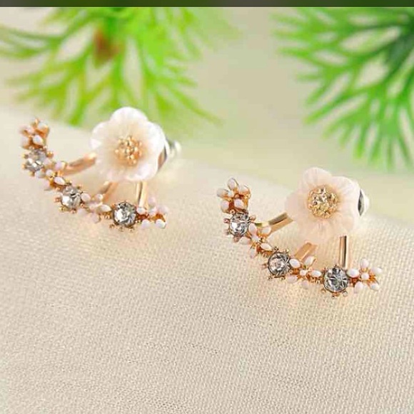 Jewelry - Flowers earrings